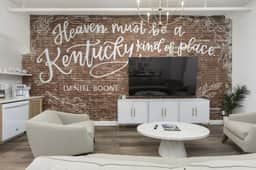 Glamorous Heart of Kentucky 4 Bed 2 bath Luxury Suite