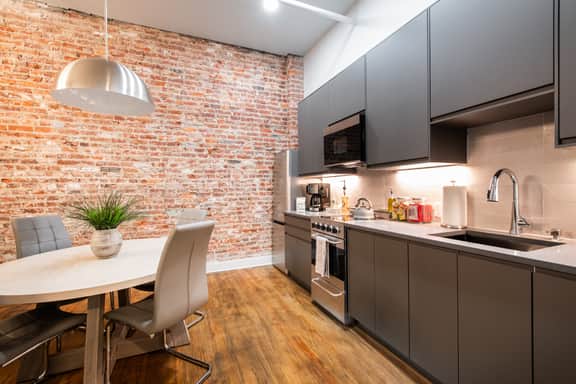 Hollyhock Suite 503: 2 bed/1 bath