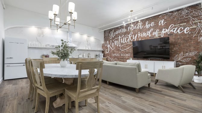Glamorous Heart of Kentucky Suite