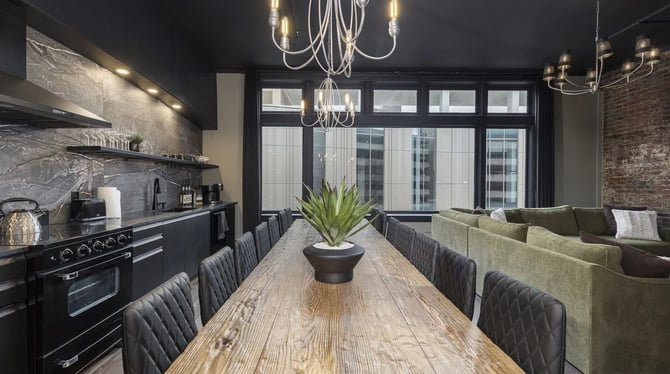 Penthouse Grand Executive Suite